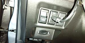 Mounting multiple devices to glass/dash (cellphone, gps).-nlduhli.jpg