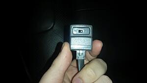 Bought my first G37, have a HUGE mystery-dp37tmy.jpg