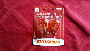 Turn Signal Bulbs-07iv48u.jpg