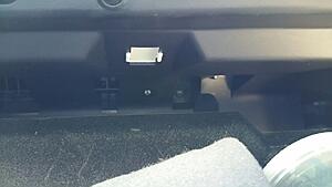 Glove box light location-iyhhzsv.jpg