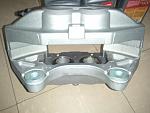 Are these new akebono brakes?-img_20121205_184629.jpg