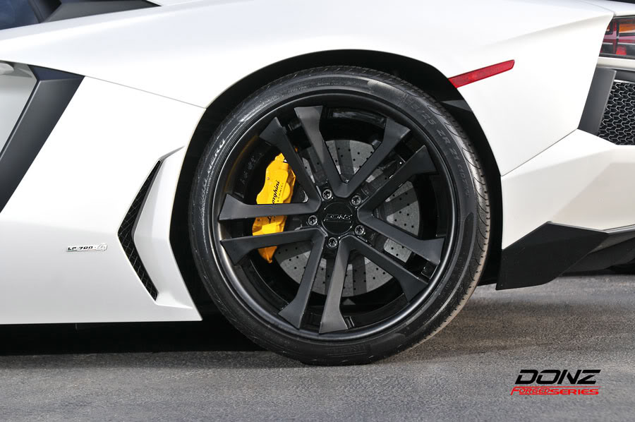 Name:  Aventador-2lr.jpg
Views: 10
Size:  95.2 KB