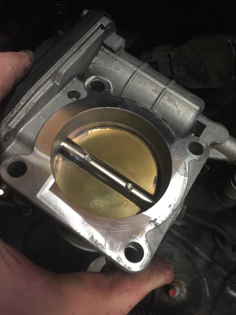 Name: Throttle%20Body%202_zpsptz4xnao.jpg
Views: 1399
Size: 187.3 KB