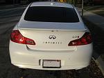 2011 G37 Sedan, 6MT moonlight white-rearcenter.jpg