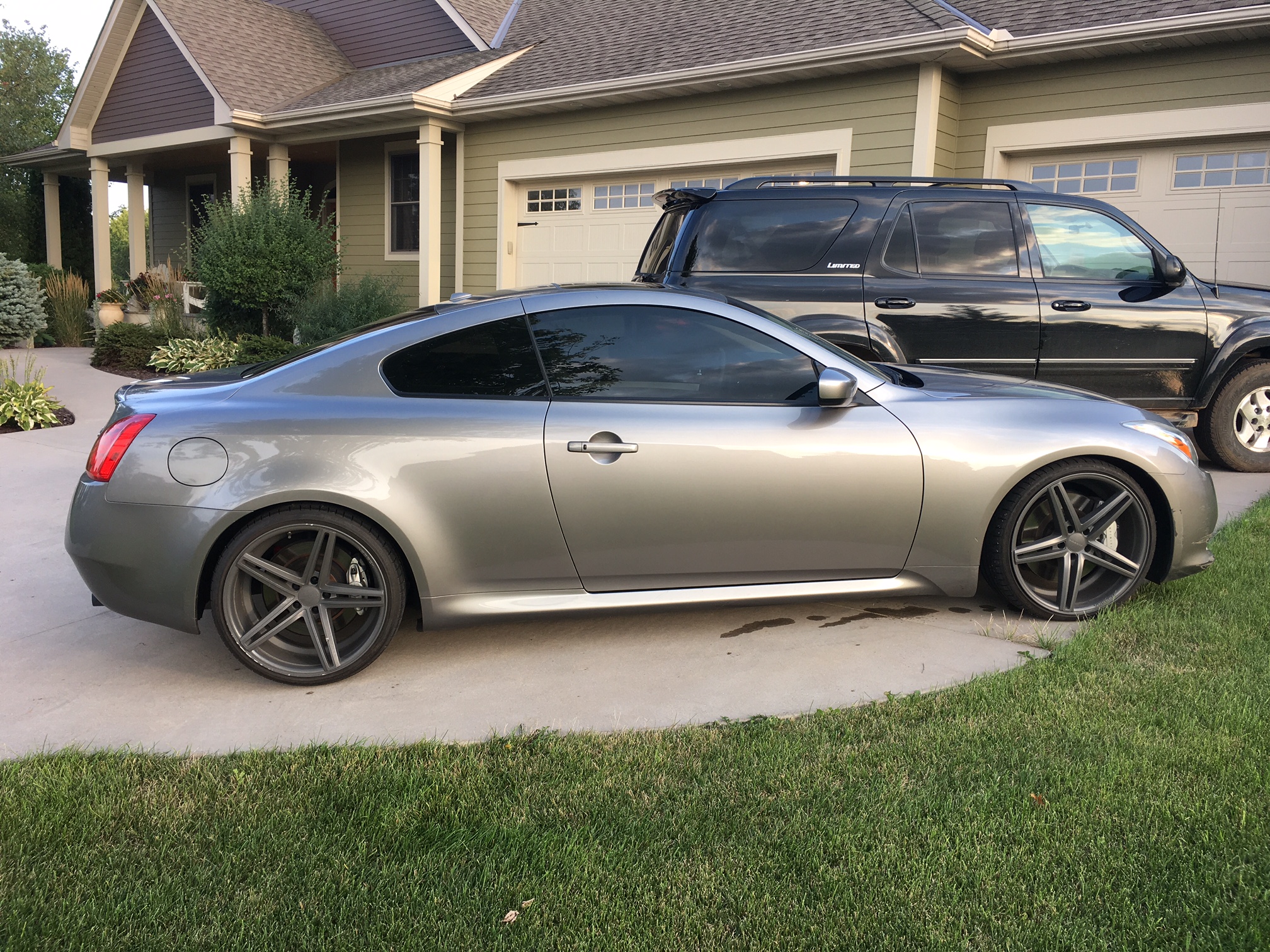 For Sale 2009 Infiniti G37S for sale - Lowered on Vossen CV5 - MyG37