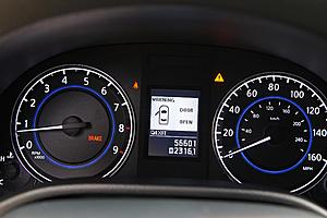 2012 6MT Sedan-16_miles.jpg