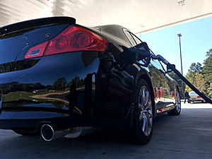 Sedans getting gas pictures!-gas.jpg