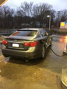 Sedans getting gas pictures!-getting-gas.jpg