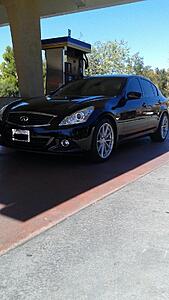 New here, w/ some pics of my black sedan!!!-at2a7oq.jpg