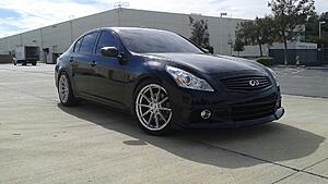 New here, w/ some pics of my black sedan!!!-mgag77t.jpg