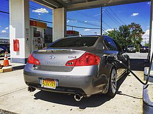 Sedans getting gas pictures!-hmpa45e.jpg