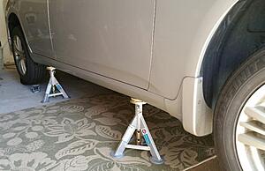 Jack stand mounting points-ptclnno.jpg