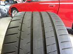 Michelin Pilot Super Sport 275/35-19 (80% tread left)-20141006_173643.jpg