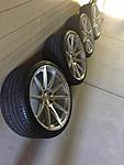 20inch Staggered Niche Essen with Tires-img_3738.jpg