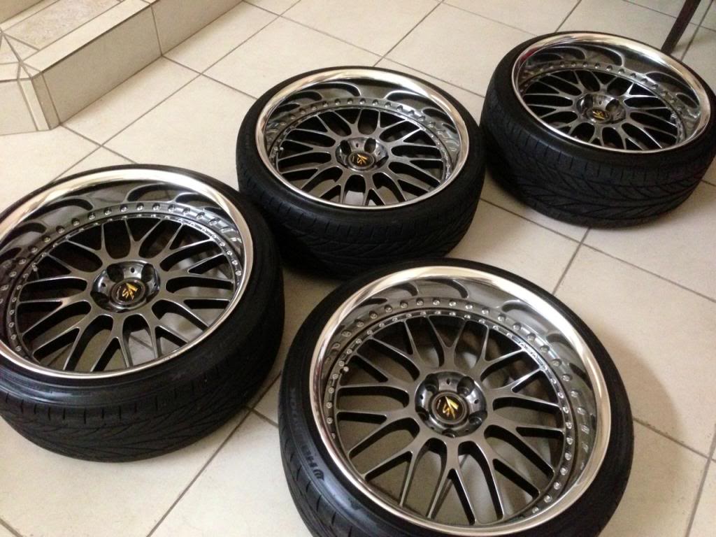 Name:  photo5-11.jpg
Views: 597
Size:  112.1 KB