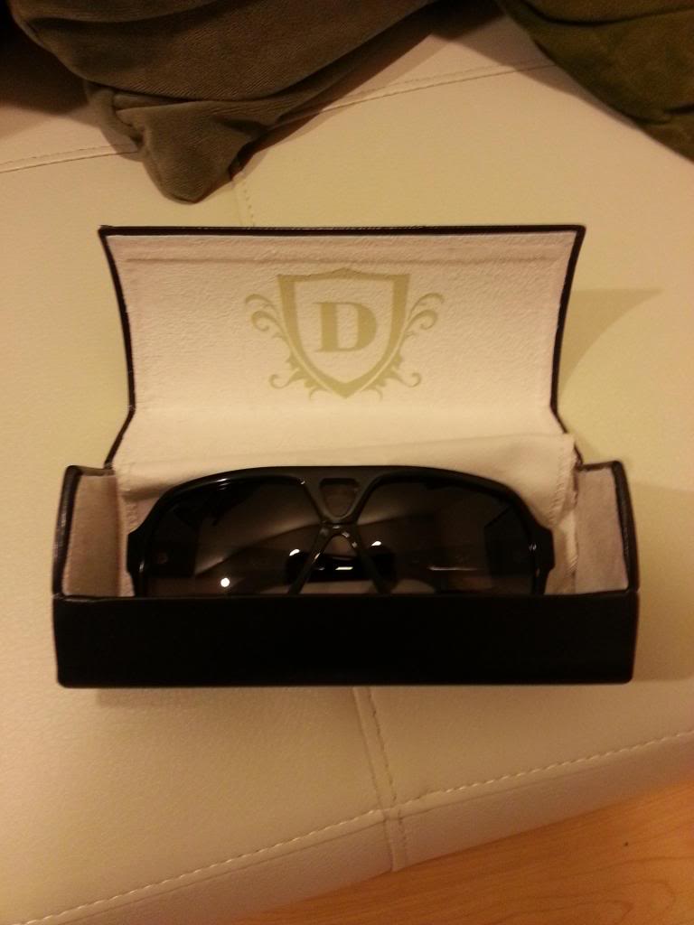 Name:  dita_zps165719cb.jpg
Views: 99
Size:  52.8 KB