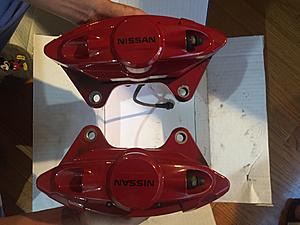 Red Nissan Akebono Calipers-img_4596.jpg