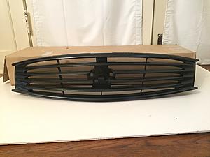 Infiniti OEM 2012 G37 Coupe Grill -Blacked out Satin Black-img_3387.jpg