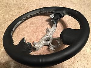 Rewrapped Steering Wheel (Black Leather/Perforated/Contrast Stitching)-img_1326.jpg
