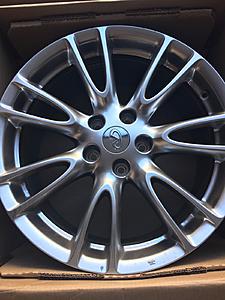 Brand new set of OEM 18" Sport Wheels from 07-09 Sedan-s-l1600-2-.jpg
