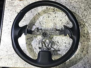 08-14 Infiniti G37 Steering Wheel-img_2868.jpg