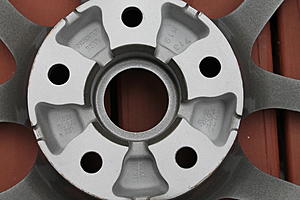 19" wheels with TPMS-img_5700.jpg