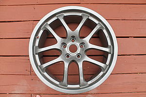 19&quot; wheels with TPMS-img_5699.jpg