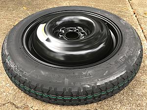 Part out (Akebono, Enkei Sport wheels, spoiler, lugs, spare)-img_8072.jpg