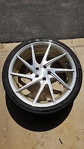 20x9 Niche Invert-wheel-1.jpg
