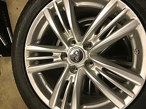 17" OEM Wheels and tires-tires3.jpg