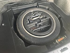 Trunk parts (gutting car.. kinda)-img_5122.jpg