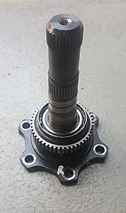 VLSD from G37 auto RWD and axle stub-stub-axle.jpg