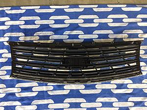 Infiniti M37/M56 OEM Grille (2011-2013)-infiniti-grill-3-.jpg