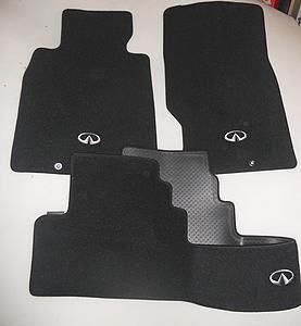 Black (Graphite) G35 sedan Floor Mats-91brrooiznl._sl1500_.jpg