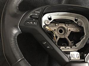 OEM Steering Wheel + Controls in Black-img_1433.jpg