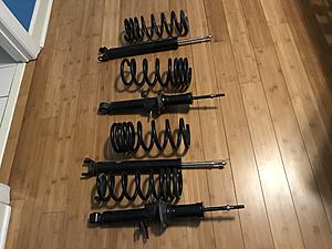 G37 sedan struts-img_1095.jpg