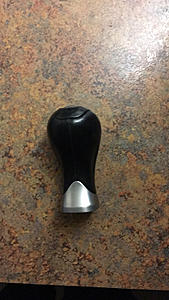 G37 OEM shift knob-photo37.jpg