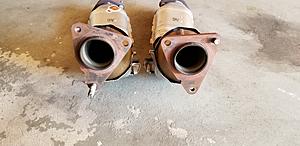 OEM Cats off 2009 Sedan - Excellent Condition-20180906_143251.jpg