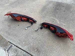 G37 coupe tail lights OEM-da6b9db9-263c-4589-b690-725d06efb7f7.jpg