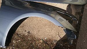 Sport seats, fenders, hood, grill, and trunk. Located in WI-yakszac.jpg