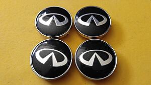 Remaining G37 parts; spacers, lug nuts, center caps, steering wheel cover kit-jwtbkfsl.jpg