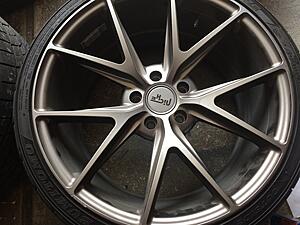 19" Niche Misano w/ Tires-02eqz9b.jpg