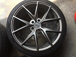 19" Niche Misano w/ Tires-0lzql03.jpg