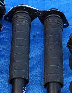 WTB rubber boots from OEM shocks-8g9vsua.jpg