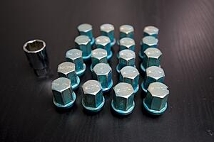 Blue RAYS lug nuts with lock-mupcou9.jpg