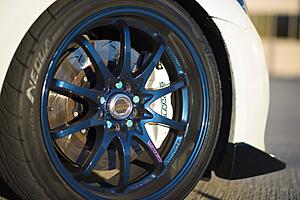 Blue RAYS lug nuts with lock-a6udiyy.jpg