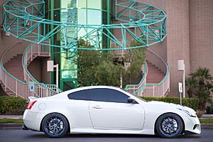 Blue RAYS lug nuts with lock-o6lwfhu.jpg