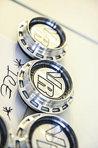 Volk Racing Formula Silver aluminum center caps-plu1in9.jpg