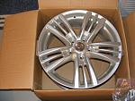 2010 G37x stock 17" wheels - set of 4-2011_01020002.jpg