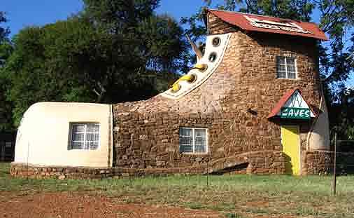 Name:  ShoeHousesouthafrica1.jpg
Views: 40
Size:  28.2 KB
